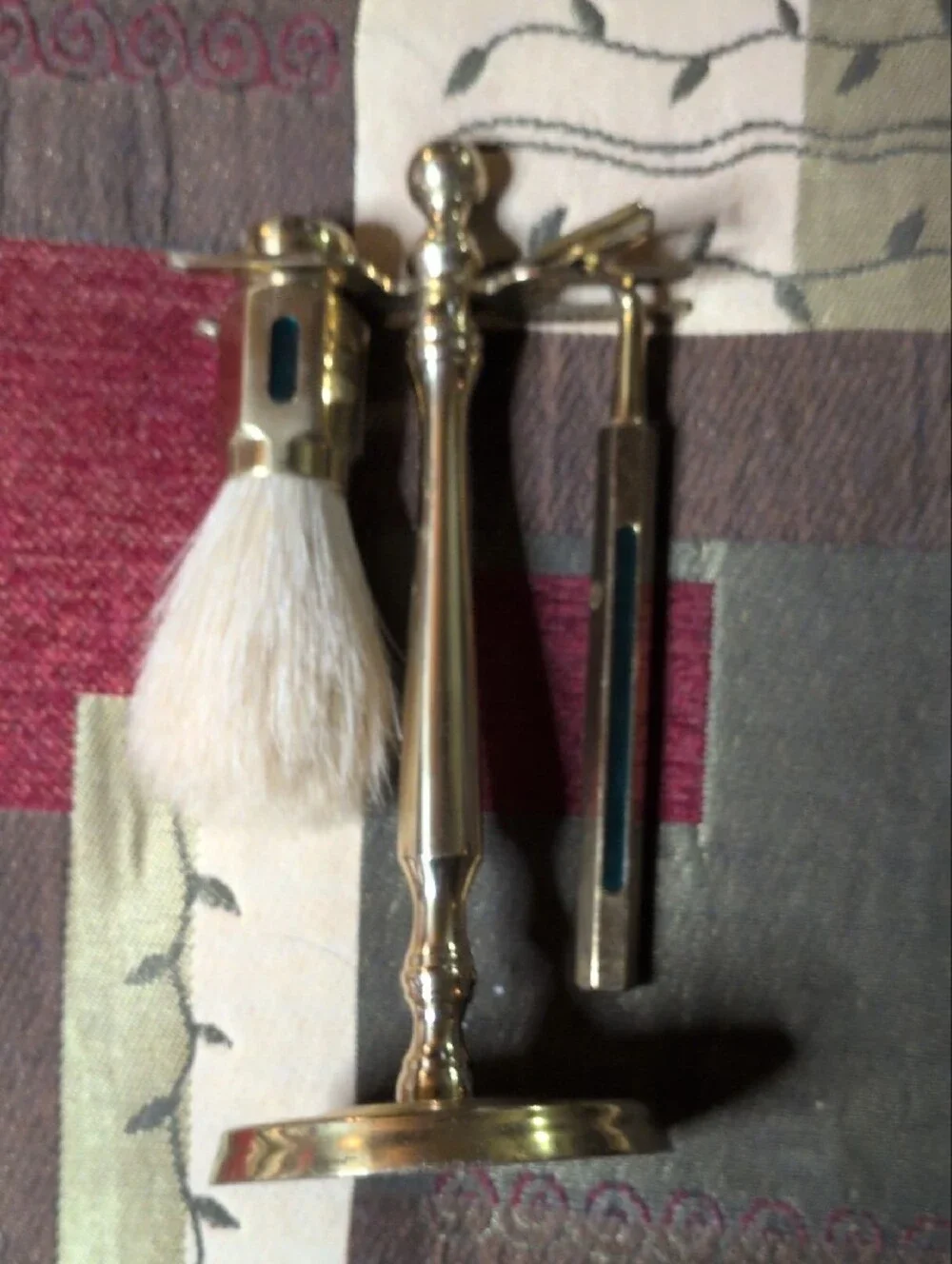 Brass Safety Razor Set with White Brush - Men Grooming